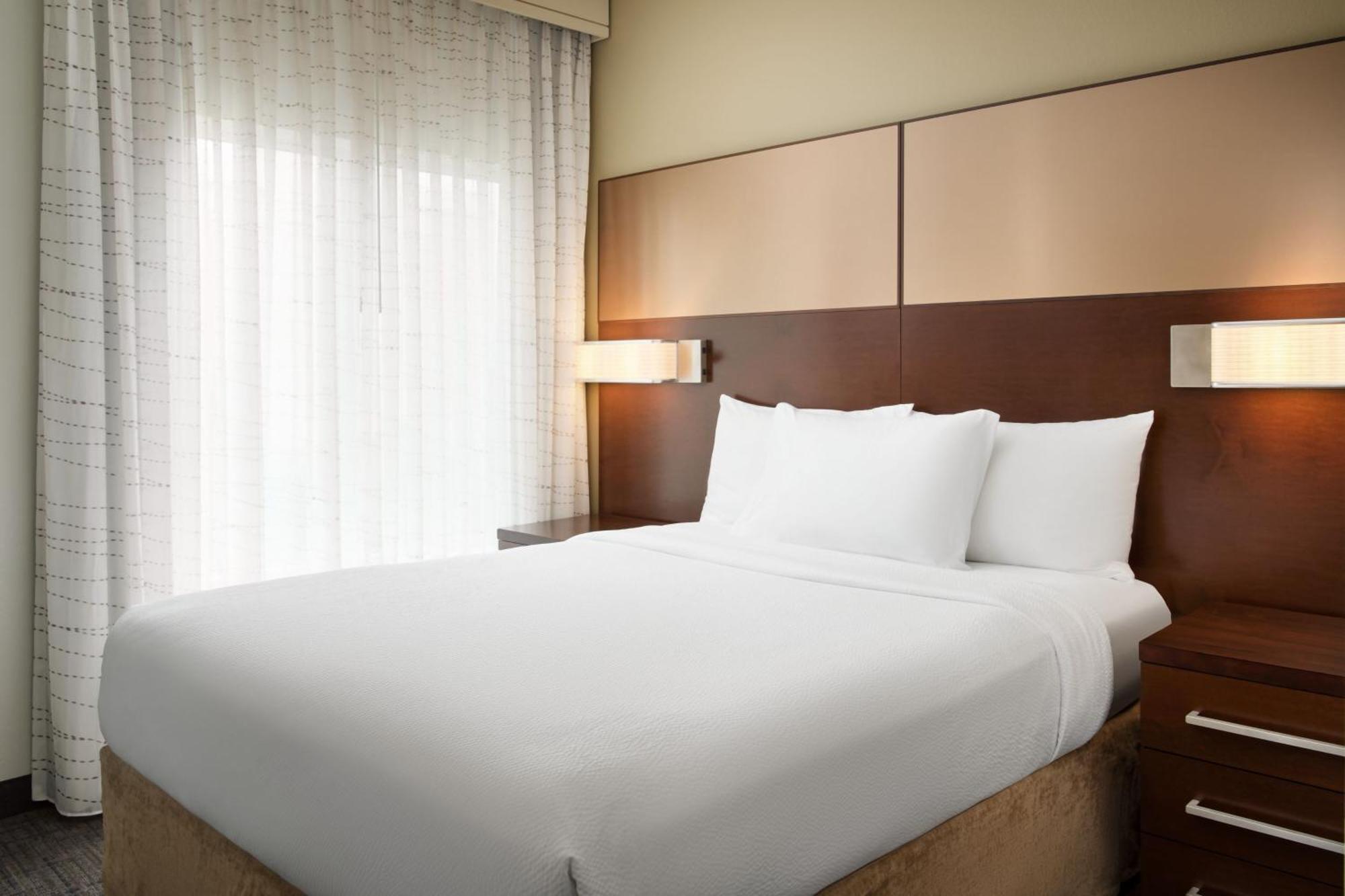 Residence Inn By Marriott Fort Myers At I-75 And Gulf Coast Town Center Estero Buitenkant foto