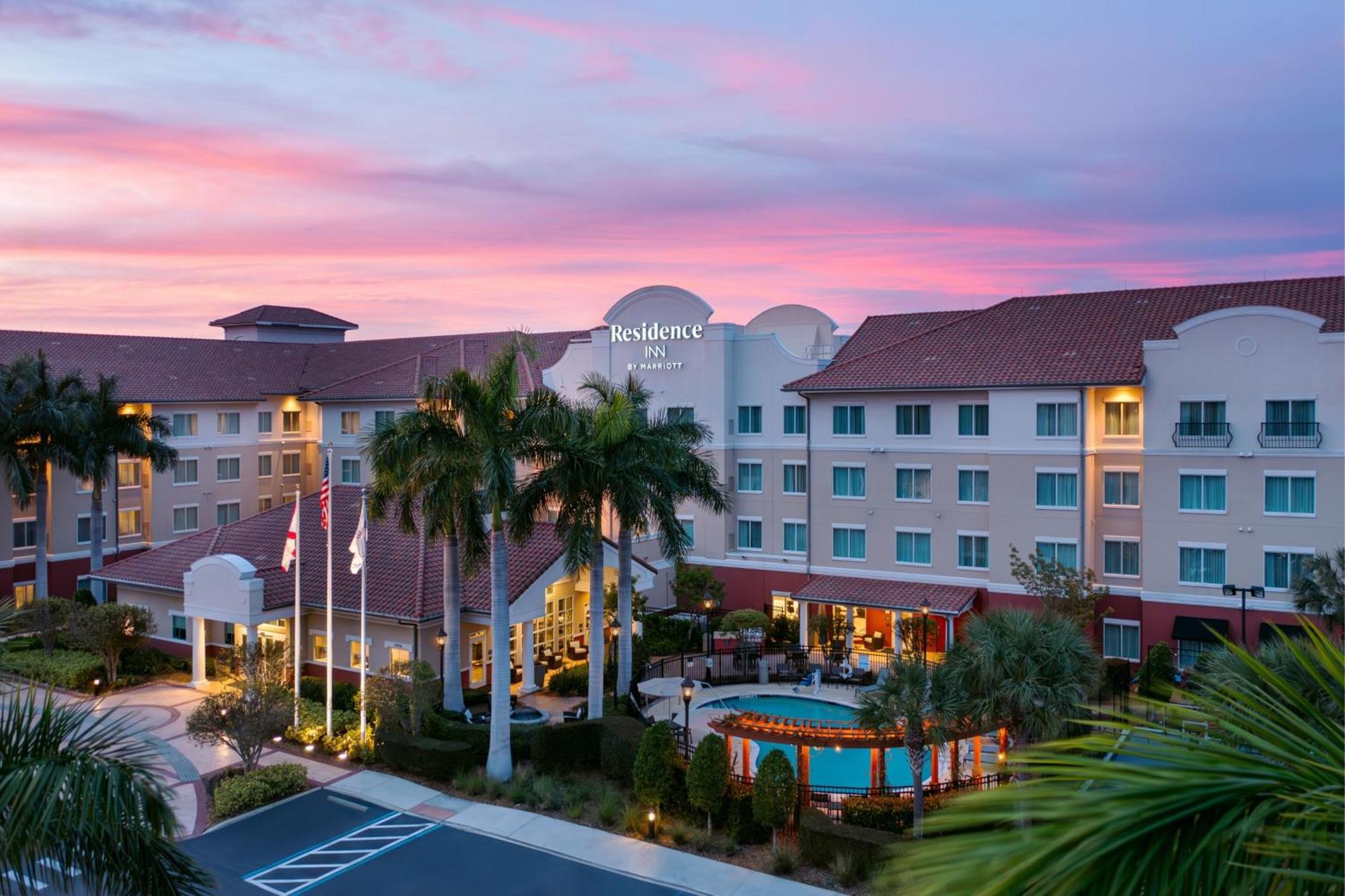 Residence Inn By Marriott Fort Myers At I-75 And Gulf Coast Town Center Estero Buitenkant foto
